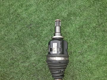 ПРИВОД НА TOYOTA ISIS ZGM10G 2ZR-FAE