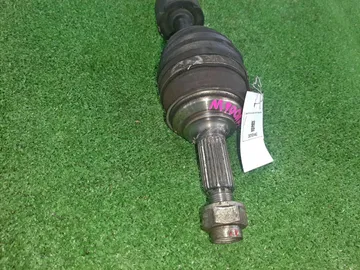 ПРИВОД НА TOYOTA TANK M900A 1KR-FE