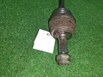 ПРИВОД НА HONDA FIT GD1 L13A