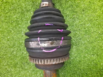 ПРИВОД НА TOYOTA ISIS ZNM10G 1ZZ-FE