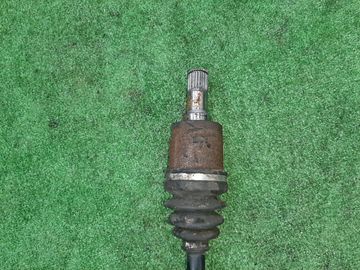 ПРИВОД НА HONDA FIT GD1 L13A