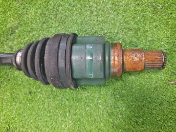 ПРИВОД НА TOYOTA TANK M900A 1KR-FE