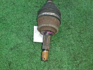 ПРИВОД НА MITSUBISHI CHARIOT GRANDIS N84W 4G64