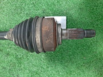 ПРИВОД НА HONDA FIT GD2 L13A