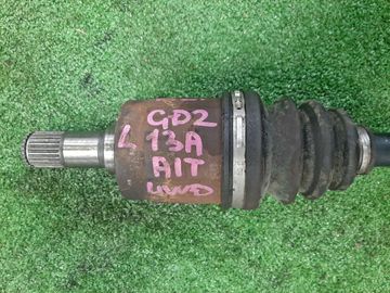 ПРИВОД НА HONDA FIT GD2 L13A
