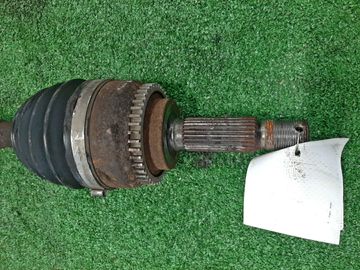 ПРИВОД НА MITSUBISHI CHARIOT GRANDIS N94W 4G64