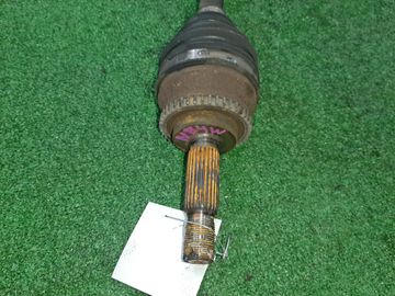 ПРИВОД НА MITSUBISHI CHARIOT GRANDIS N84W 4G64