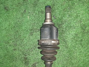 ПРИВОД НА TOYOTA AQUA NHP10 1NZ-FXE