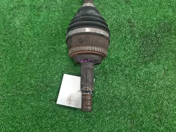 ПРИВОД НА TOYOTA ISIS ZGM10G 2ZR-FAE