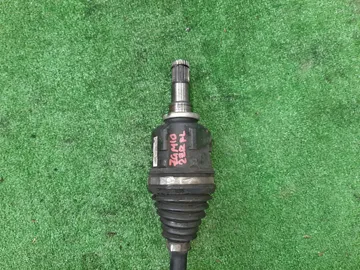 ПРИВОД НА TOYOTA ISIS ZGM10G 2ZR-FAE