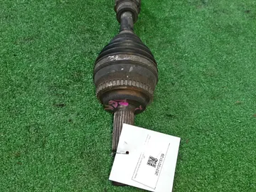 ПРИВОД НА TOYOTA ISIS ZGM10G 2ZR-FAE