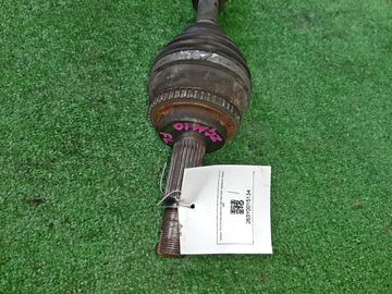 ПРИВОД НА TOYOTA ISIS ZGM10G 2ZR-FAE