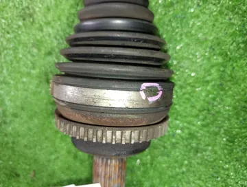 ПРИВОД НА TOYOTA IST NCP60 2NZ-FE