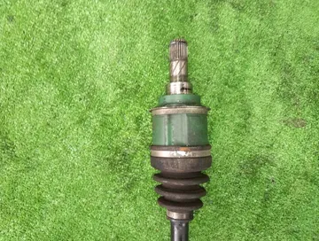ПРИВОД НА TOYOTA RUSH J210E 3SZ-VE