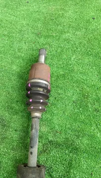 ПРИВОД НА HONDA FIT GD1 L13A