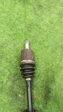 ПРИВОД НА HONDA FIT GD1 L13A