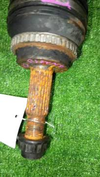 ПРИВОД НА TOYOTA ISIS ANM10W 1AZ-FSE