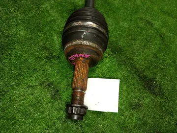 ПРИВОД НА TOYOTA ISIS ANM10W 1AZ-FSE