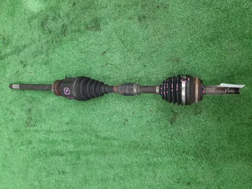 ПРИВОД НА TOYOTA NOAH AZR65G 1AZ-FSE