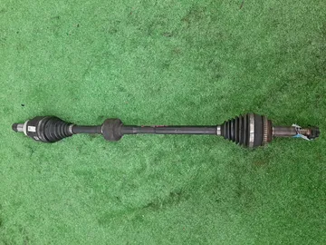 ПРИВОД НА TOYOTA NOAH ZWR80G 2ZR-FXE