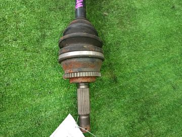 ПРИВОД НА MITSUBISHI CHARIOT GRANDIS N84W 4G64