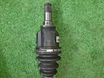 ПРИВОД НА TOYOTA AQUA NHP10 1NZ-FXE