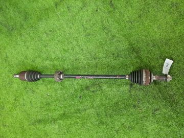 ПРИВОД НА HONDA FIT GD1 L13A