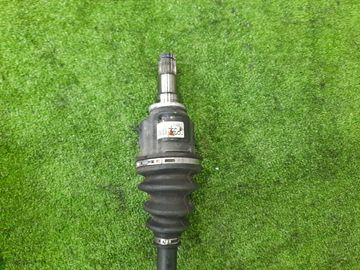 ПРИВОД НА TOYOTA AQUA NHP10 1NZ-FXE