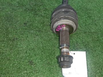 ПРИВОД НА TOYOTA AQUA NHP10 1NZ-FXE