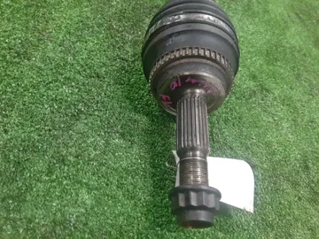 ПРИВОД НА TOYOTA ISIS ANM10W 1AZ-FSE