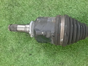 ПРИВОД НА TOYOTA ISIS ZGM15G 2ZR-FAE