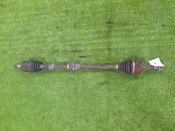 ПРИВОД НА MITSUBISHI CHARIOT GRANDIS N84W 4G64