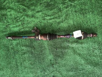 ПРИВОД НА MAZDA DEMIO DY5W ZY-VE