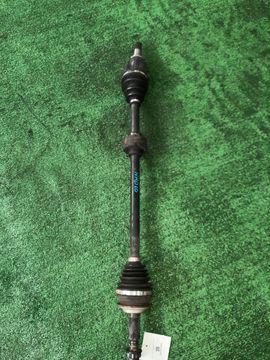 ПРИВОД НА TOYOTA AQUA NHP10 1NZ-FXE