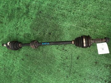 ПРИВОД НА TOYOTA AQUA NHP10 1NZ-FXE