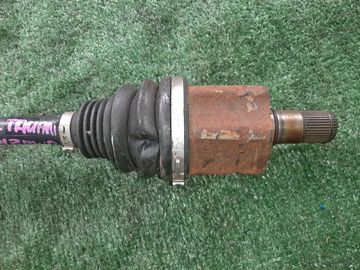 ПРИВОД НА VOLKSWAGEN TIGUAN 5N1 CCZC