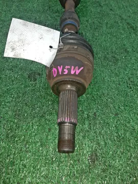 ПРИВОД НА MAZDA DEMIO DY5W ZY-VE