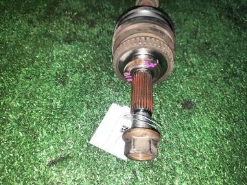 ПРИВОД НА NISSAN CUBE Z10 CG13DE