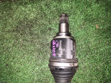 ПРИВОД НА TOYOTA NOAH ZWR80G 2ZR-FXE