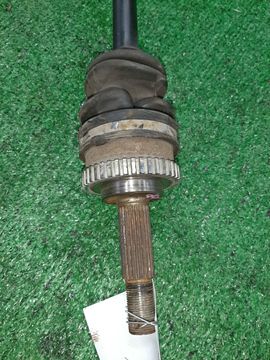 ПРИВОД НА NISSAN CUBE Z10 CG13DE