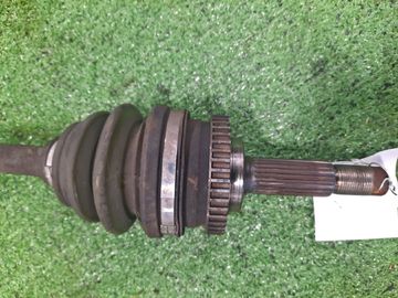 ПРИВОД НА NISSAN CUBE AZ10 CGA3DE