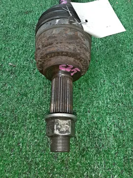 ПРИВОД НА NISSAN SERENA C25 MR20DE