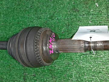 ПРИВОД НА TOYOTA ISIS ZNM10G 1ZZ-FE