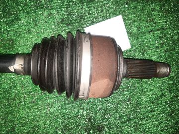 ПРИВОД НА HONDA VEZEL RU3 LEB