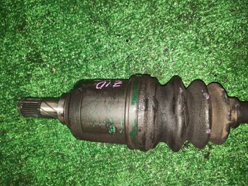 ПРИВОД НА NISSAN CUBE Z10 CG13DE