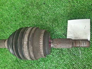 ПРИВОД НА TOYOTA NOAH AZR60G 1AZ-FSE