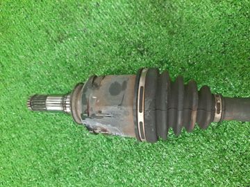 ПРИВОД НА TOYOTA NOAH AZR60G 1AZ-FSE