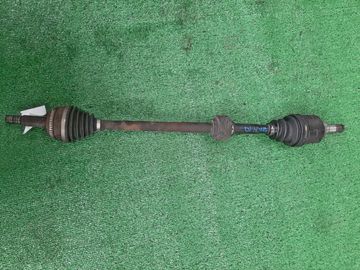 ПРИВОД НА TOYOTA ISIS ZNM10W 1ZZ-FE