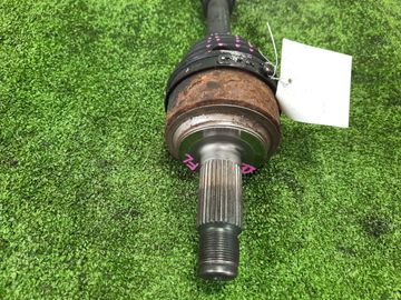 ПРИВОД НА HONDA VEZEL RU4 LEB