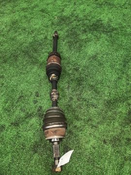 ПРИВОД НА NISSAN LIBERTY PM12 SR20DE